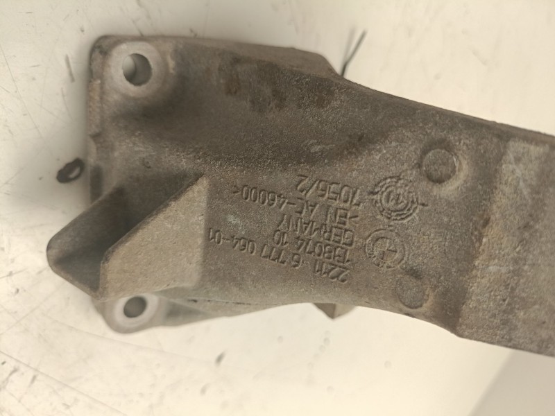 Recambio de soporte motor derecho superior para bmw 3 (e90) 320 d referencia OEM IAM 22116777064  