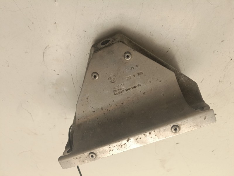 Recambio de soporte motor derecho superior para bmw 5 gran turismo (f07) 530 d referencia OEM IAM 22116777028  