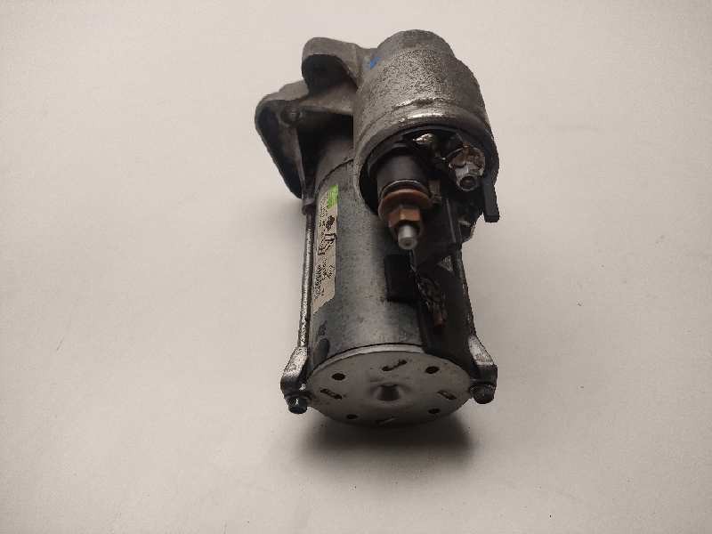 Recambio de motor arranque para dacia duster sl audacia 4x4 referencia OEM IAM 233003329R  