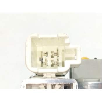 Recambio de piloto trasero derecho porton para toyota auris referencia OEM IAM 8158102830  