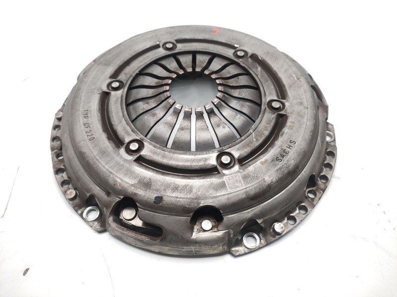 Recambio de prensa embrague para volkswagen polo advance referencia OEM IAM 04C141025D  