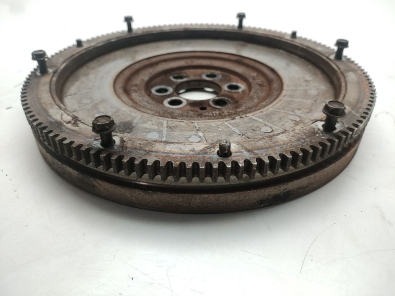 Recambio de volante motor para audi a1 (8x) 1.6 tdi referencia OEM IAM 702730  