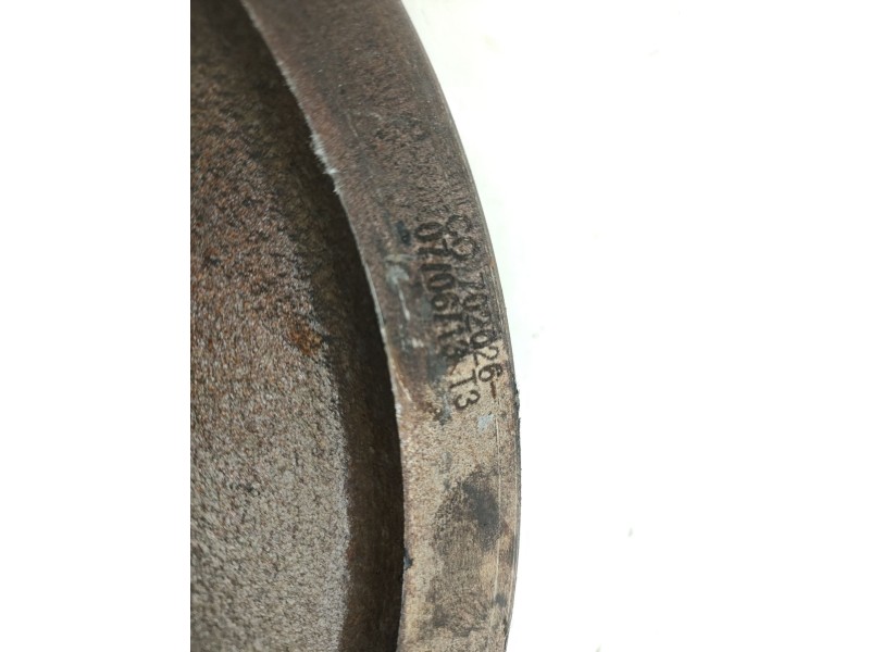Recambio de volante motor para audi a1 (8x) 1.6 tdi referencia OEM IAM 702730  