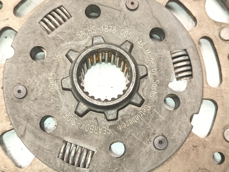 Recambio de disco embrague para seat exeo st (3r5) 2.0 tdi referencia OEM IAM 1878005146  