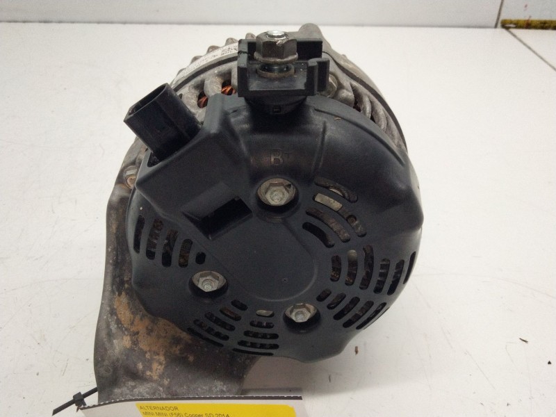 Recambio de alternador para mini mini (f56) cooper sd referencia OEM IAM 7640131  