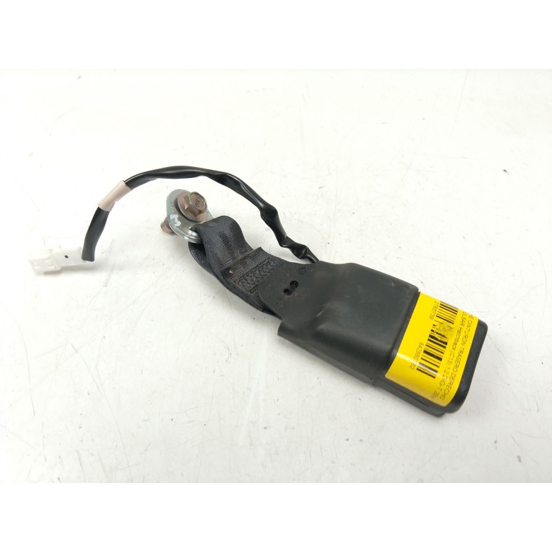 Recambio de enganche cinturon trasero derecho para nissan pulsar hatchback (c13) 1.2 dig-t referencia OEM IAM   
