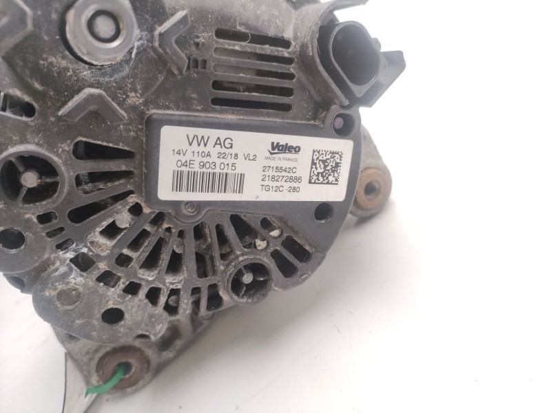 Recambio de alternador para volkswagen polo advance referencia OEM IAM  04E903015 