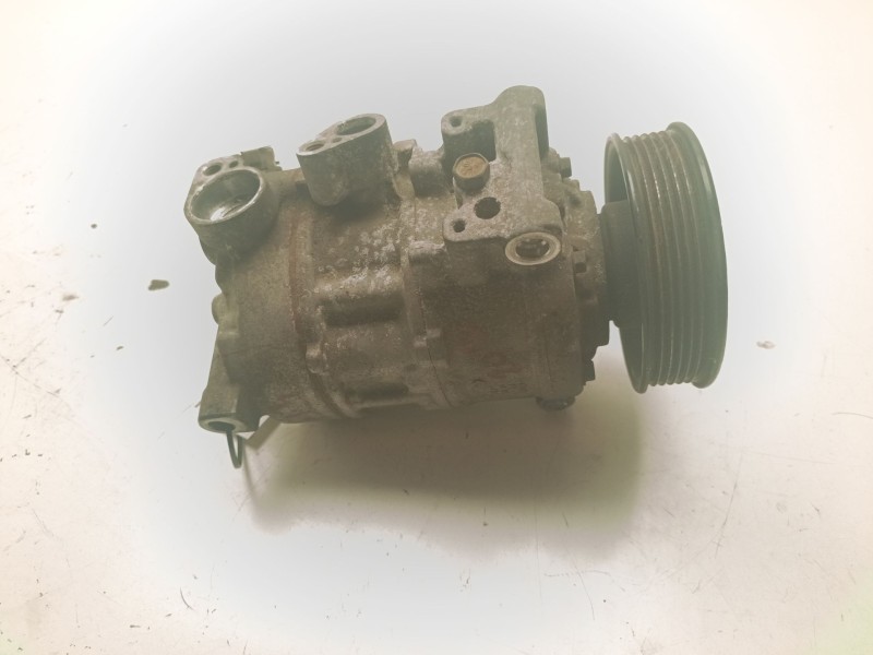Recambio de compresor aire acondicionado para seat leon (5f1) 2.0 tdi referencia OEM IAM 5Q0820803F  