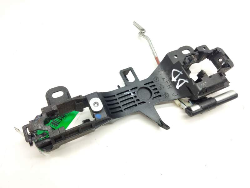 Recambio de soporte maneta exterior delantera derecha para toyota auris referencia OEM IAM   