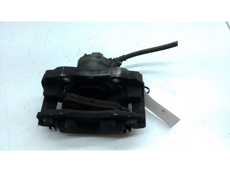 Recambio de pinza freno delantera derecha para citroën c3 ii (sc_) 1.2 vti 82 referencia OEM IAM Y01132  