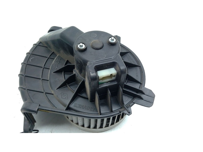 Recambio de motor calefaccion para opel movano b pritsche/kipper/koffer 2.3 cdti referencia OEM IAM 173830100  