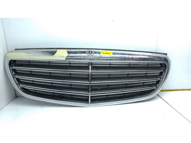 Recambio de rejilla delantera para mercedes-benz clase e (w213) e 220 d (213.004) referencia OEM IAM   