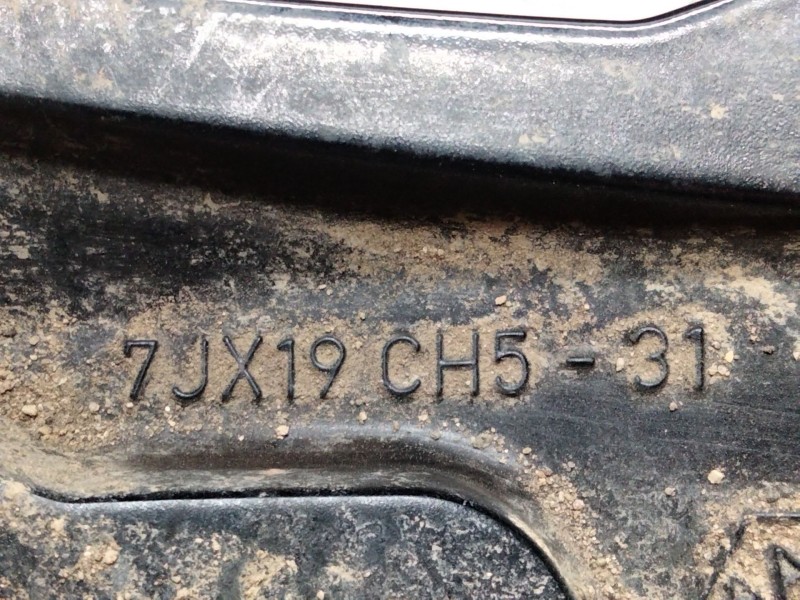 Recambio de llanta aluminio para dacia bisgster referencia OEM IAM 403009867R  