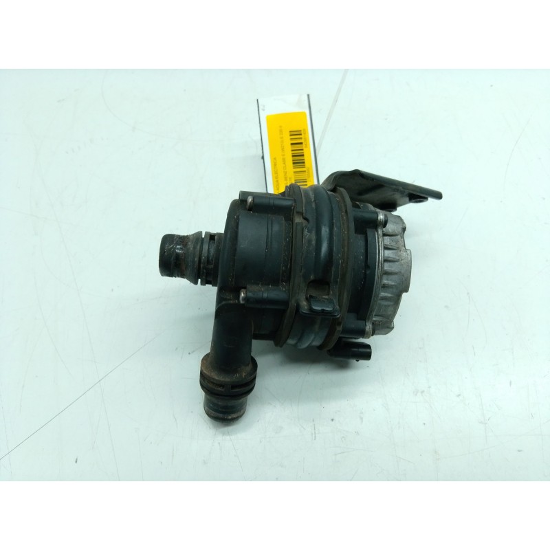 Recambio de bomba agua electrica para mercedes-benz clase e (w213) e 220 d (213.004) referencia OEM IAM   