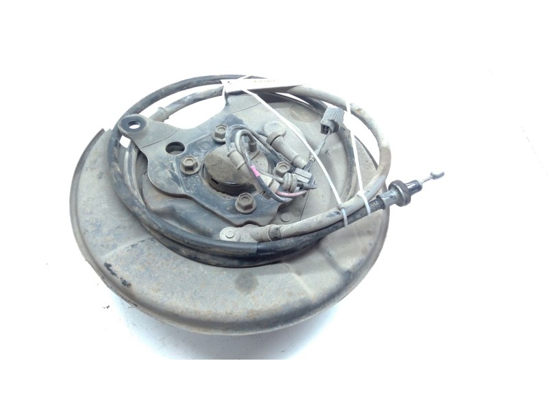 Recambio de buje trasero izquierdo para nissan pulsar hatchback (c13) 1.2 dig-t referencia OEM IAM   