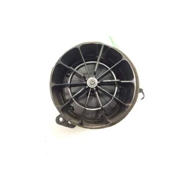 Recambio de aireador izquierdo para toyota auris referencia OEM IAM 5556862280  