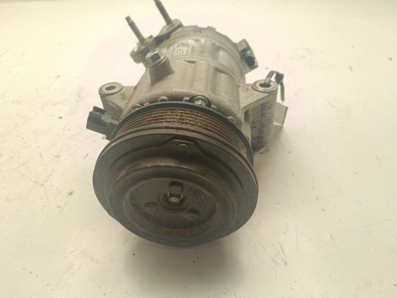 Recambio de compresor aire acondicionado para ford focus iv turnier (hp) 1.0 ecoboost referencia OEM IAM GN1119D629AB  