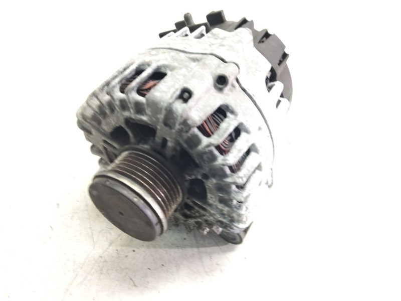 Recambio de alternador para bmw serie 3 berlina (e90) 330d referencia OEM IAM 8507624AI02  