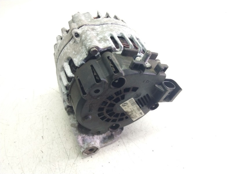 Recambio de alternador para bmw serie 3 berlina (e90) 330d referencia OEM IAM 8507624AI02  