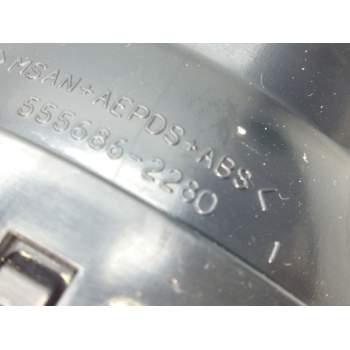 Recambio de aireador izquierdo para toyota auris referencia OEM IAM 5556862280  