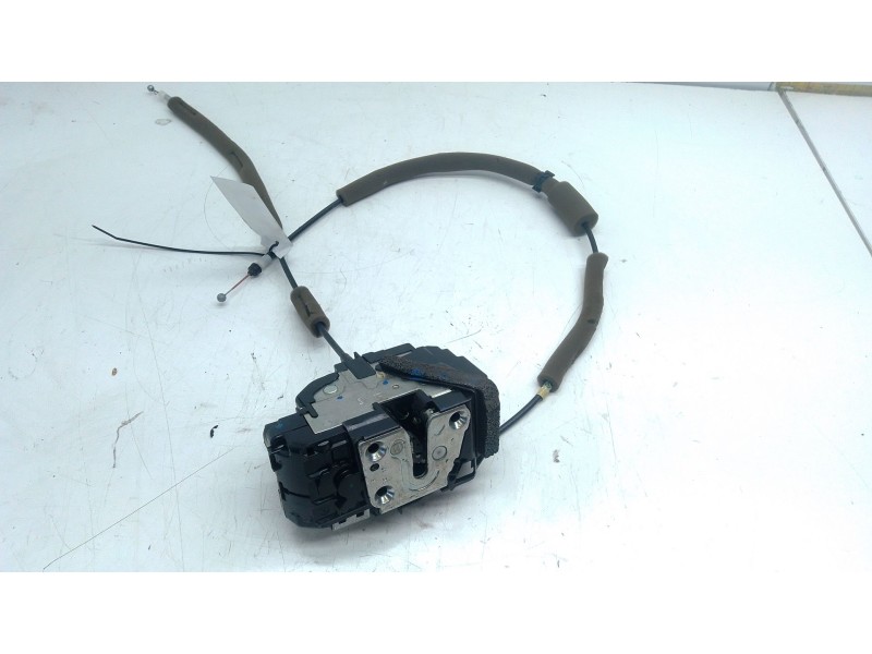 Recambio de cerradura puerta delantera derecha para nissan pulsar hatchback (c13) 1.2 dig-t referencia OEM IAM   