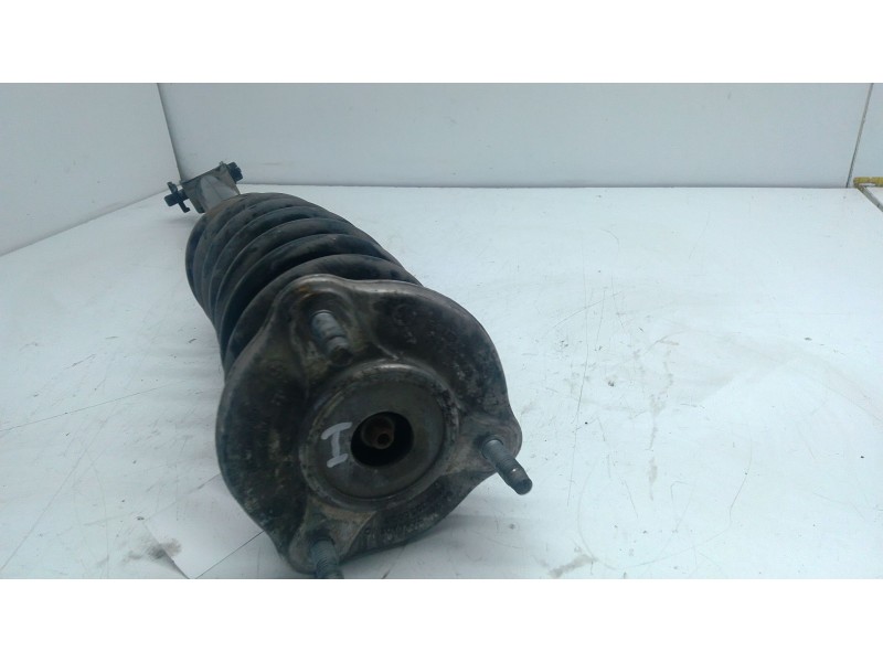 Recambio de amortiguador delantero izquierdo para mercedes-benz clase e (w213) e 220 d (213.004) referencia OEM IAM   