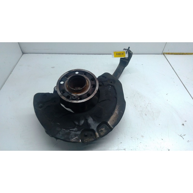 Recambio de mangueta delantera derecha para mercedes-benz clase e (w213) e 220 d (213.004) referencia OEM IAM   