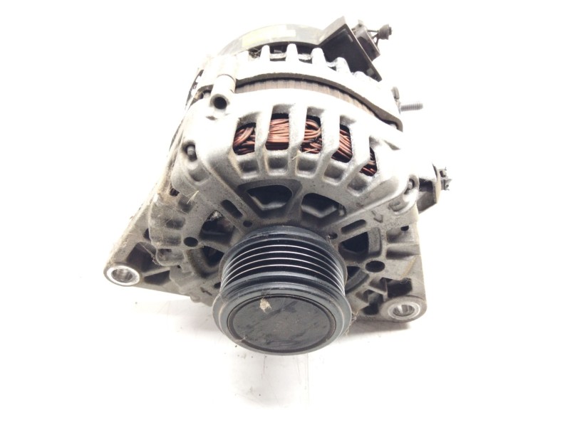 Recambio de alternador para kia sportage 1.7 crdi cat referencia OEM IAM 373002A850  