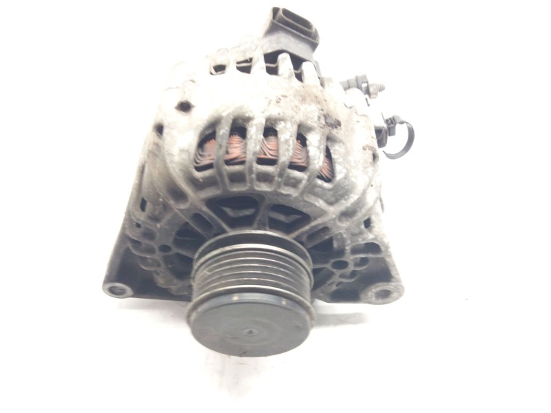 Recambio de alternador para hyundai accent (lc) 1.5 crdi cat referencia OEM IAM 373002A500  