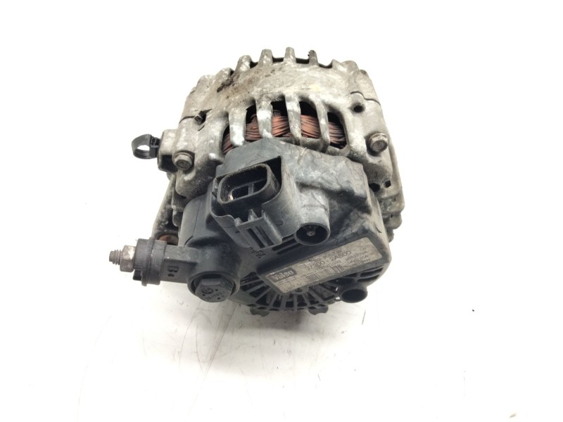 Recambio de alternador para hyundai accent (lc) 1.5 crdi cat referencia OEM IAM 373002A500  