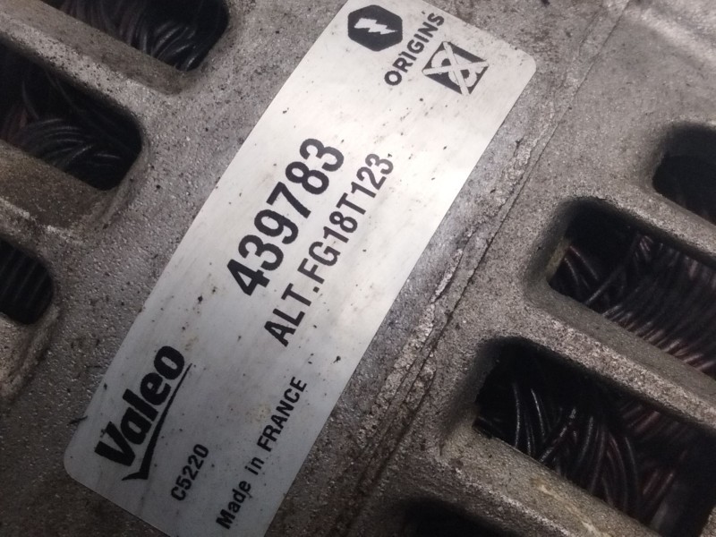 Recambio de alternador para volkswagen t6.1 transporter furgón (sh) referencia OEM IAM A617865A  