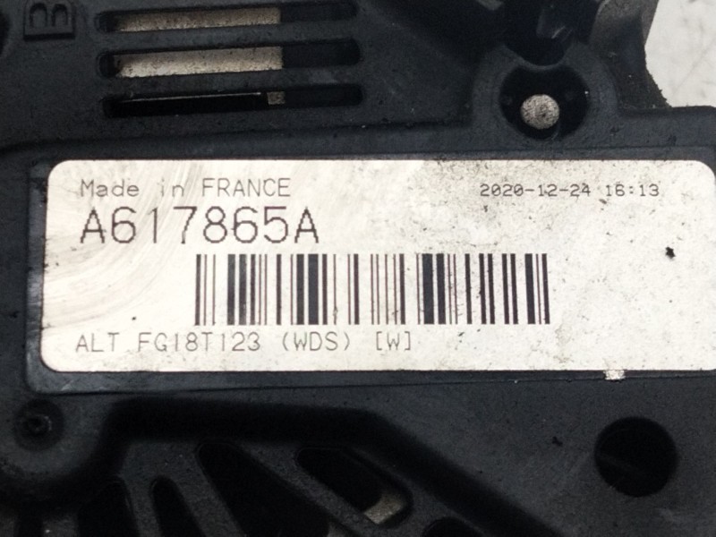 Recambio de alternador para volkswagen t6.1 transporter furgón (sh) referencia OEM IAM A617865A  