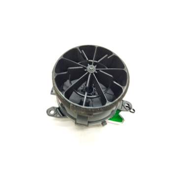 Recambio de aireador derecho para toyota auris referencia OEM IAM 5556862280  