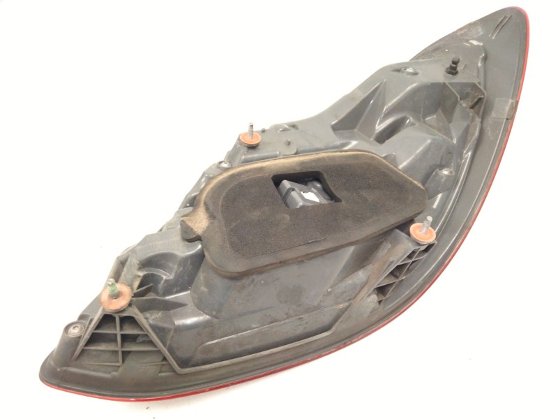 Recambio de piloto trasero izquierdo para mercedes-benz clase e (w213) e 220 d (213.004) referencia OEM IAM A2139067700  