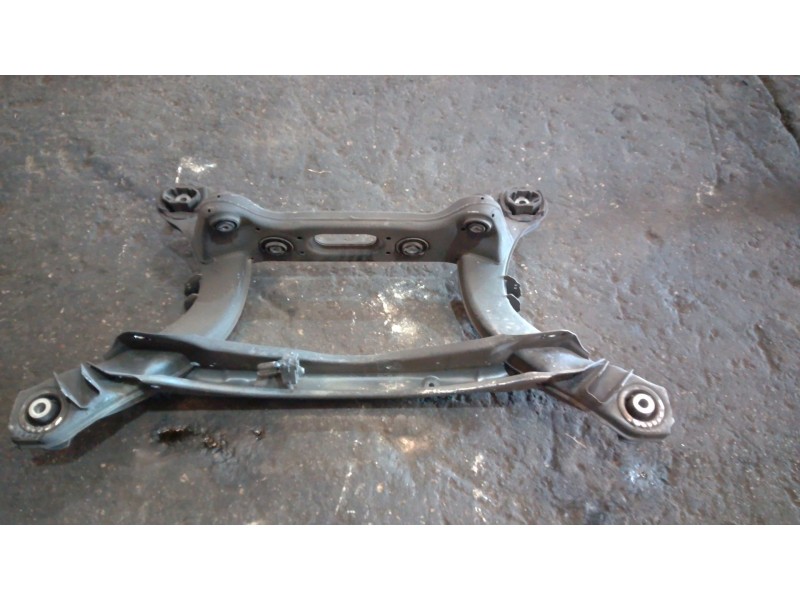 Recambio de subchasis para mercedes-benz clase e (w213) e 220 d (213.004) referencia OEM IAM   