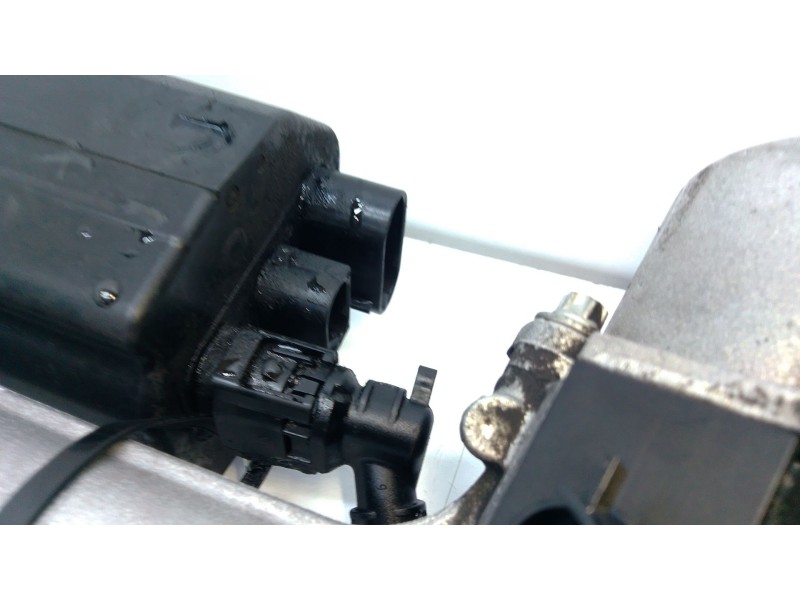 Recambio de caja direccion electrica para mercedes-benz clase e (w213) e 220 d (213.004) referencia OEM IAM 2134605301011  