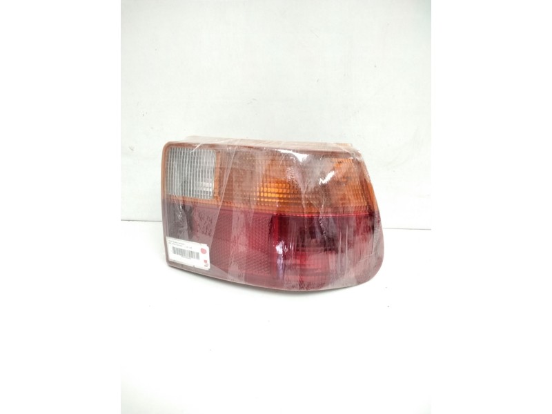 Recambio de piloto trasero derecho para opel astra f berlina referencia OEM IAM 394434  13563