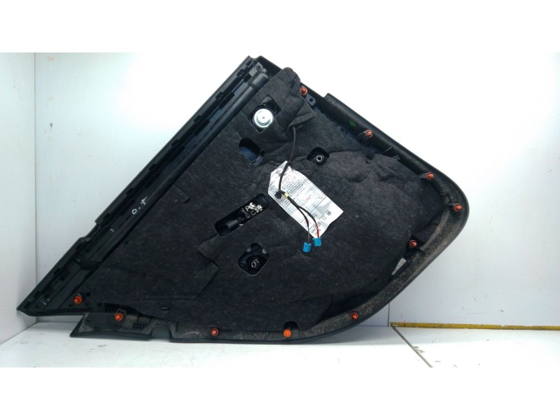 Recambio de guarnecido puerta trasera derecha para mercedes-benz clase e (w213) e 220 d (213.004) referencia OEM IAM A2137309805