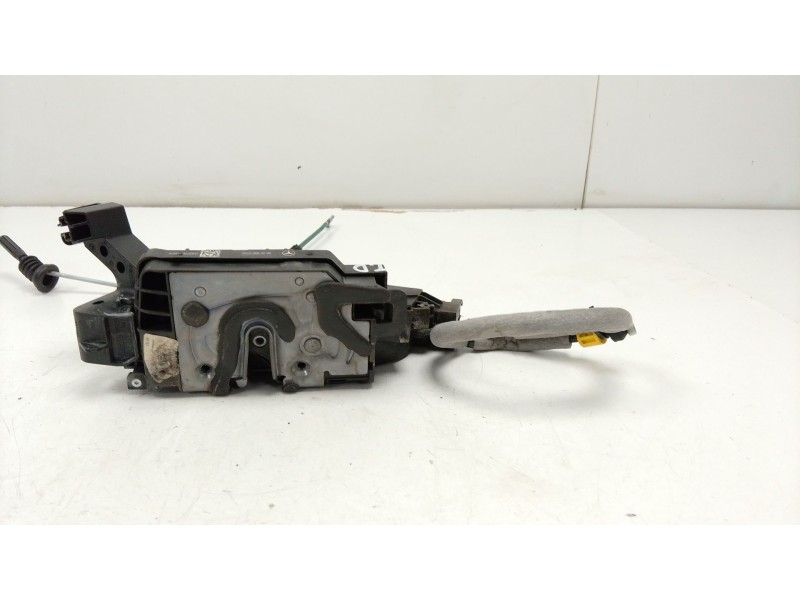 Recambio de cerradura porton trasera derecha para mercedes-benz clase e (w213) e 220 d (213.004) referencia OEM IAM A0997303800 