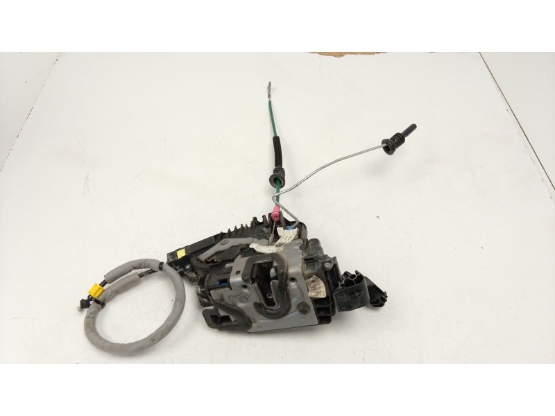 Recambio de cerradura porton trasera derecha para mercedes-benz clase e (w213) e 220 d (213.004) referencia OEM IAM A0997303800 