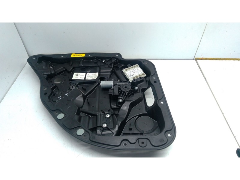 Recambio de elevalunas trasero derecho para mercedes-benz clase e (w213) e 220 d (213.004) referencia OEM IAM   