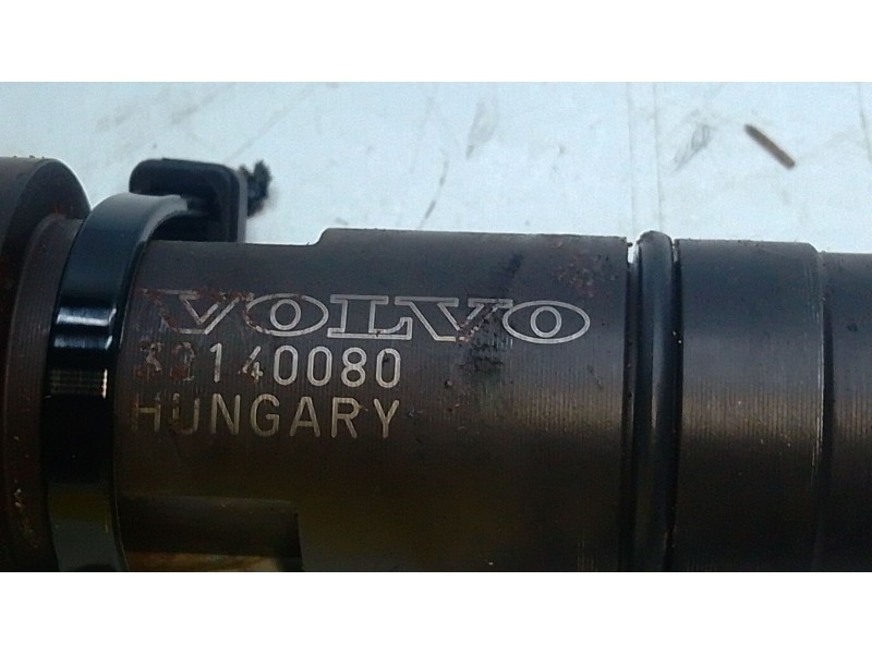 Recambio de inyector para volvo xc60 ii (246) b4 mild-hybrid awd referencia OEM IAM 32140080  
