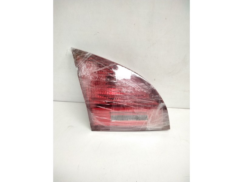 Recambio de piloto trasero izquierdo porton para kia venga drive referencia OEM IAM 924051P000 01270616L 