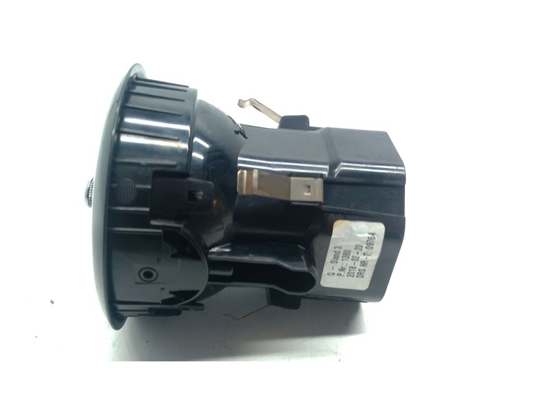 Recambio de aireador izquierdo para mercedes-benz clase e (w213) e 220 d (213.004) referencia OEM IAM A2138308000  