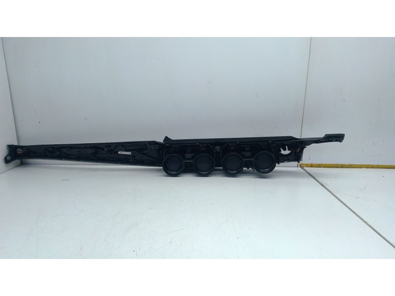 Recambio de aireador central para mercedes-benz clase e (w213) e 220 d (213.004) referencia OEM IAM   