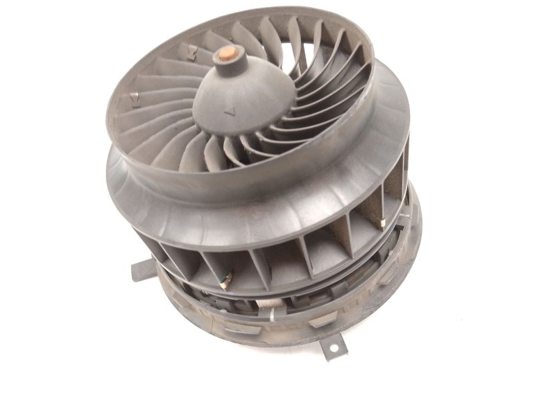 Recambio de motor calefaccion para mercedes-benz clase e (w213) e 220 d (213.004) referencia OEM IAM 0130309006  