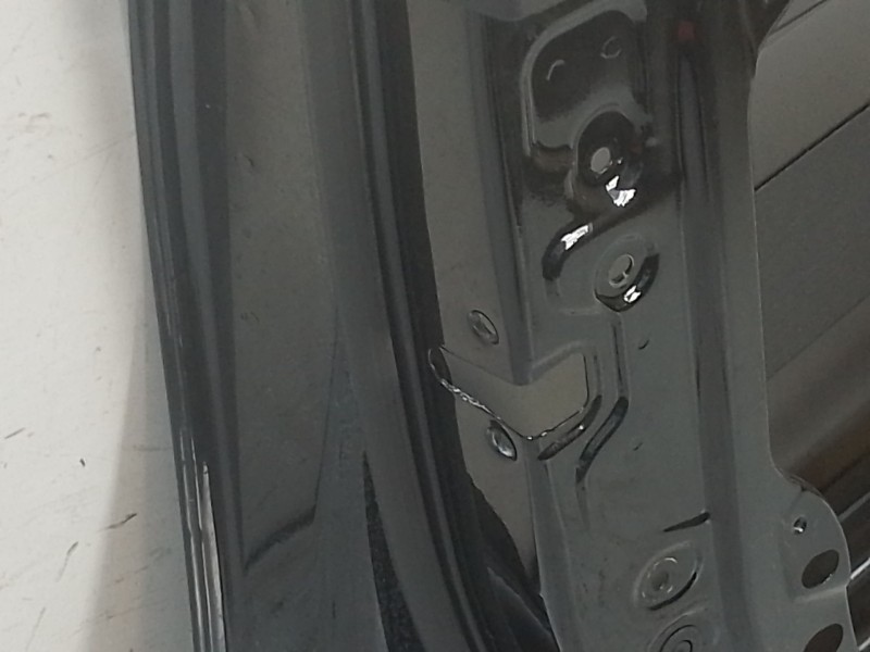 Recambio de puerta delantera izquierda para mercedes-benz clase e (w213) e 220 d (213.004) referencia OEM IAM   