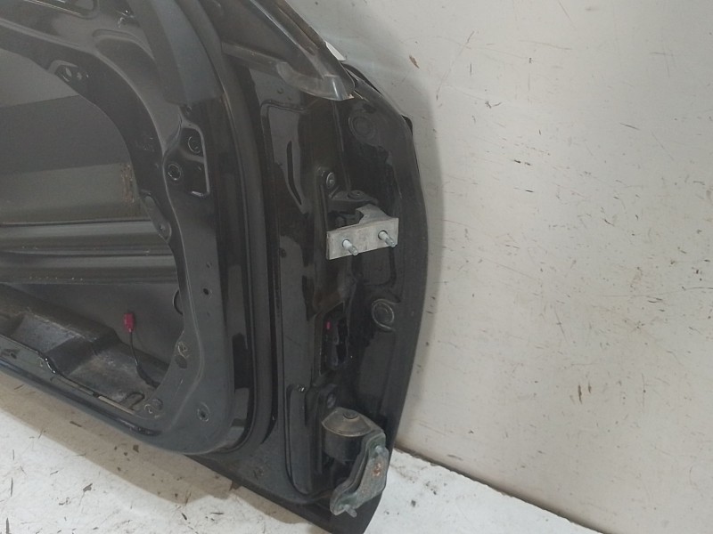 Recambio de puerta delantera izquierda para mercedes-benz clase e (w213) e 220 d (213.004) referencia OEM IAM   