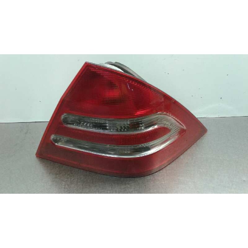 Recambio de piloto trasero derecho para mercedes-benz clase c (w203) berlina 220 cdi (la) (203.008) referencia OEM IAM 203820020