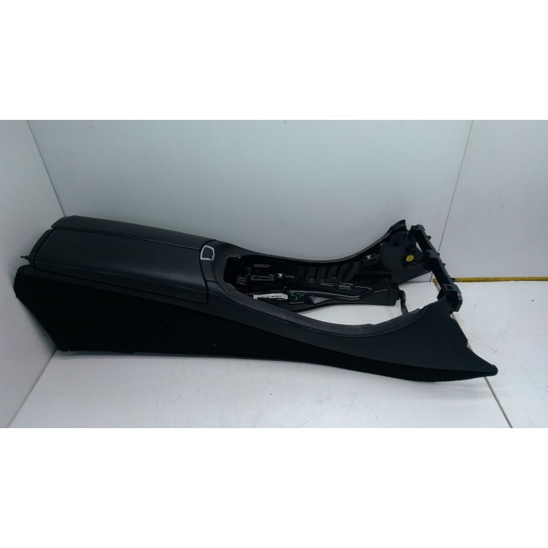 Recambio de consola central para mercedes-benz clase e (w213) e 220 d (213.004) referencia OEM IAM   